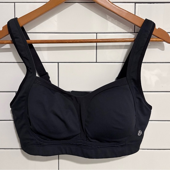 Lululemon Ta Ta Tamer Bea Black 36C - Picture 7 of 9